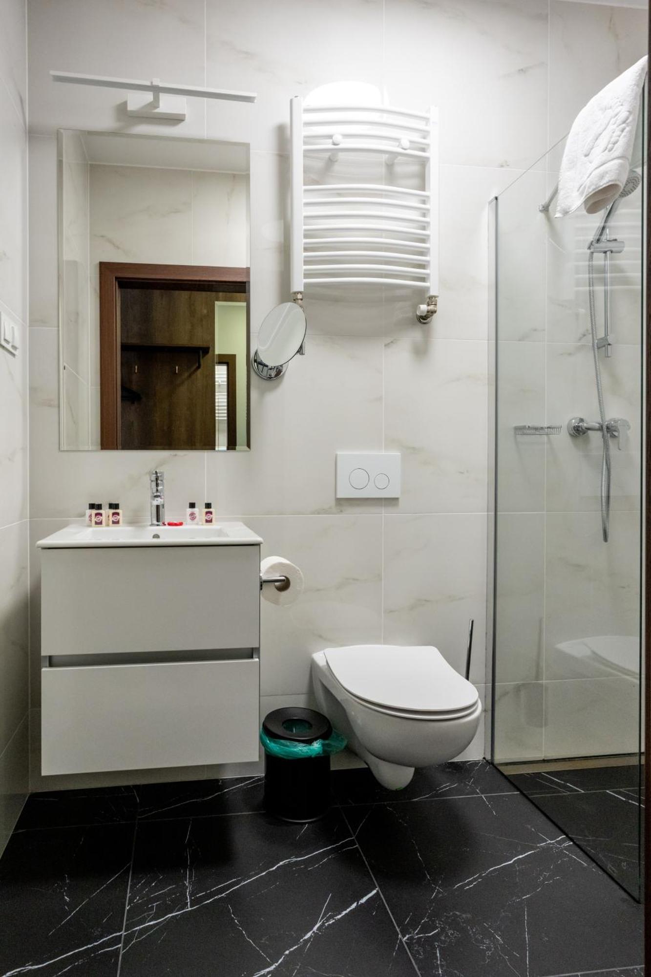 Bed and Breakfast Sleep&Fly Okecie Warsaw Airport Экстерьер фото