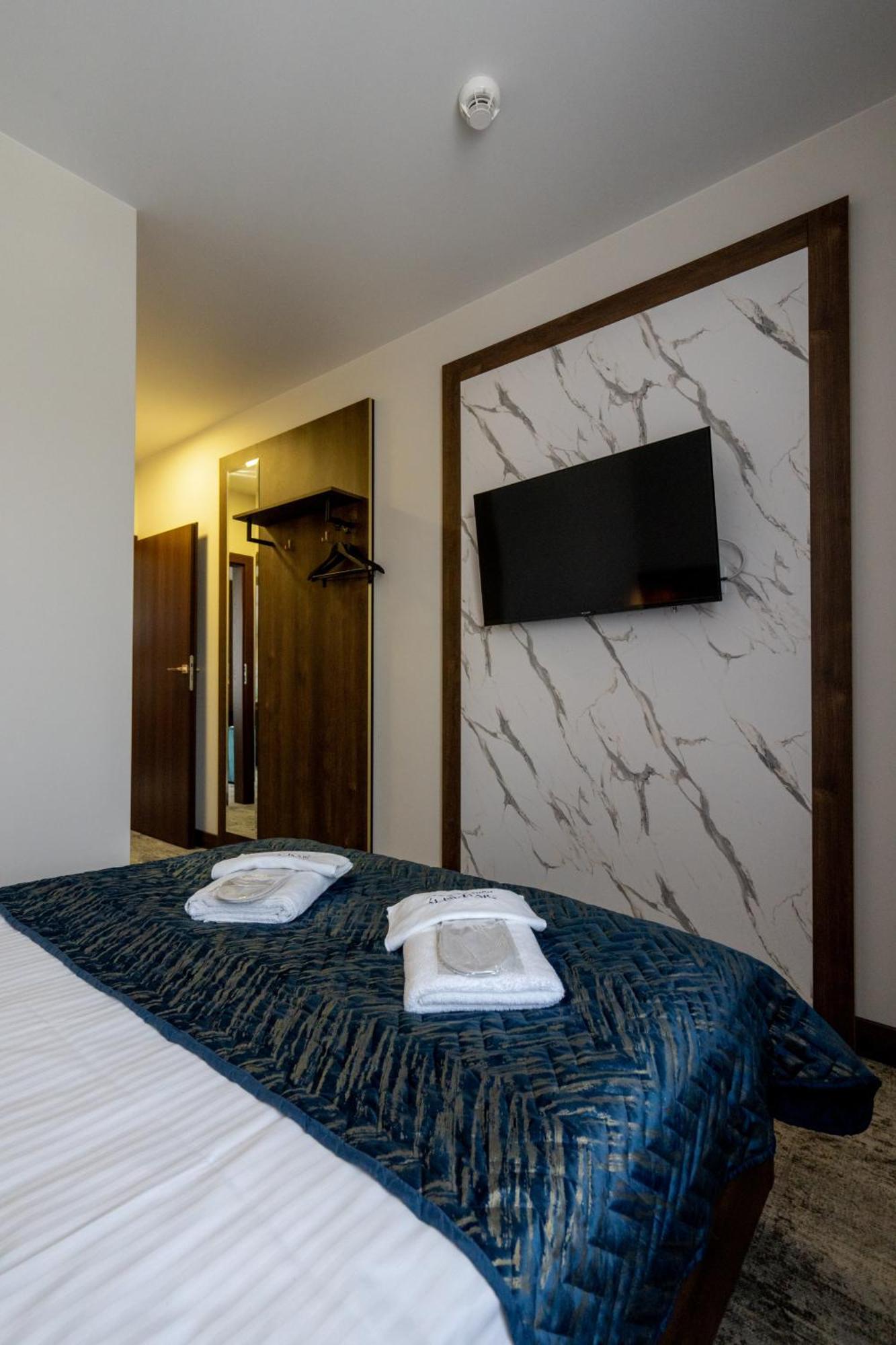 Bed and Breakfast Sleep&Fly Okecie Warsaw Airport Экстерьер фото