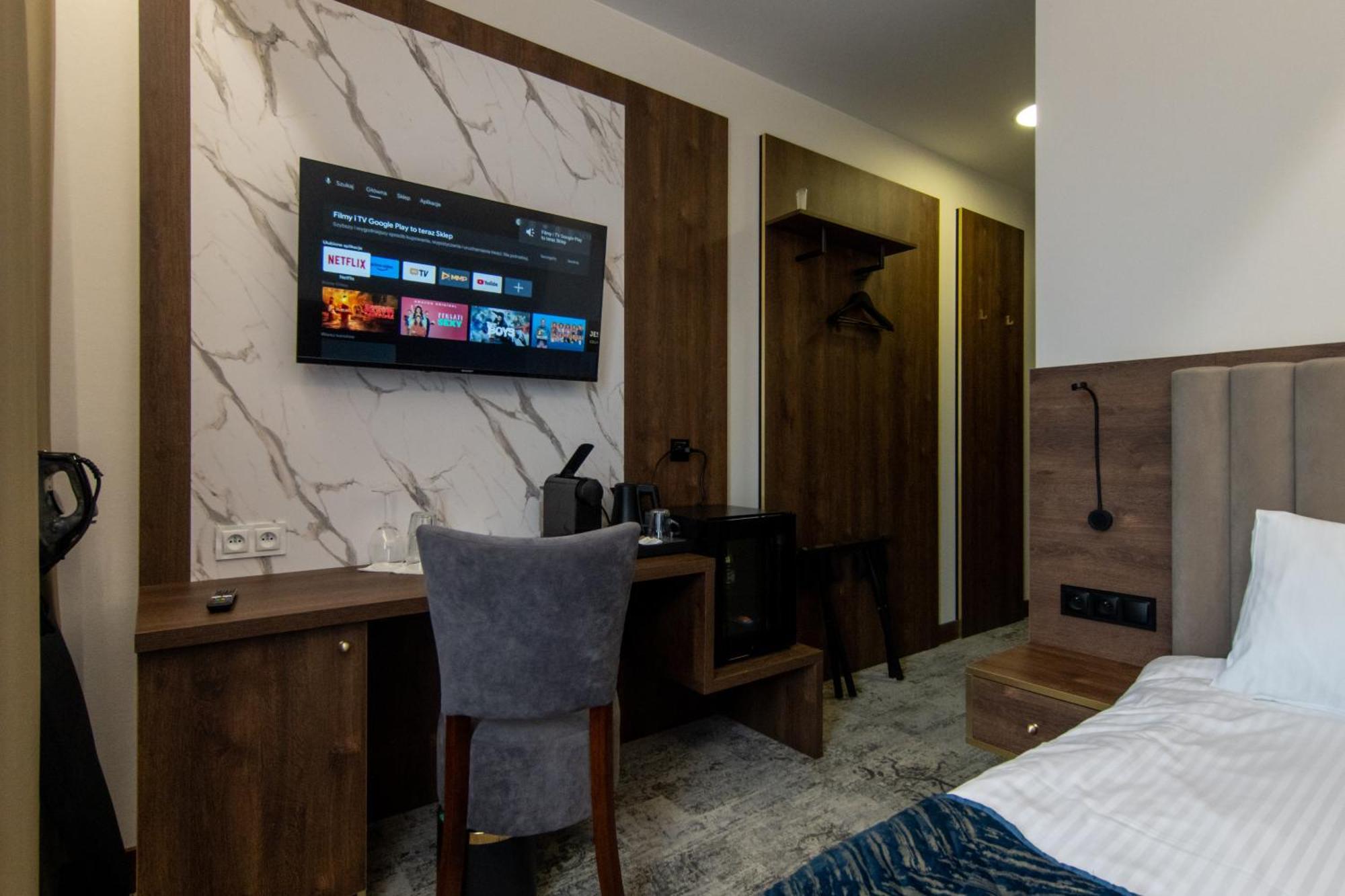 Bed and Breakfast Sleep&Fly Okecie Warsaw Airport Экстерьер фото