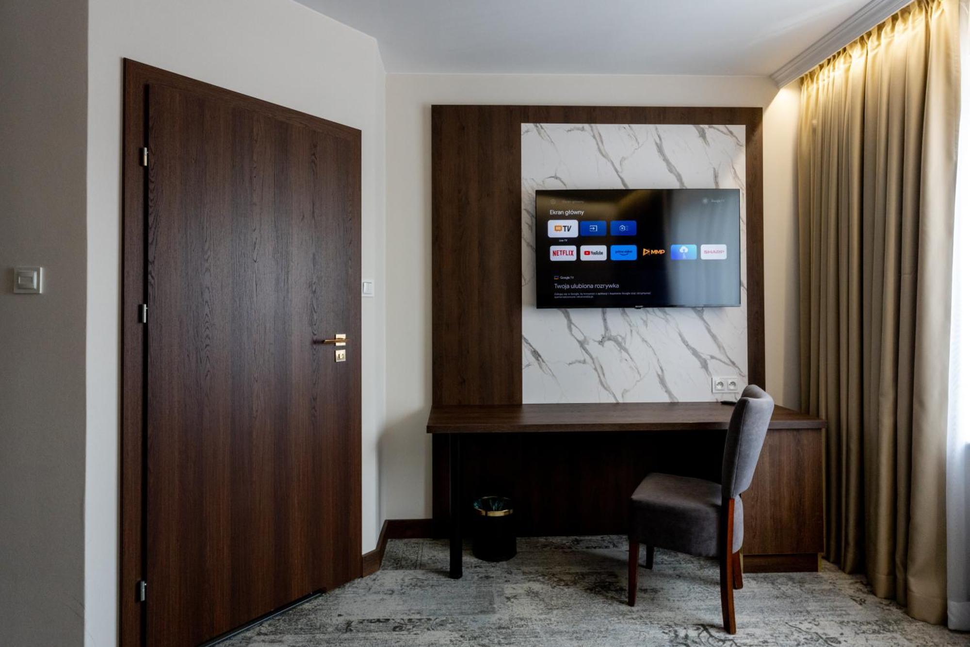 Bed and Breakfast Sleep&Fly Okecie Warsaw Airport Экстерьер фото