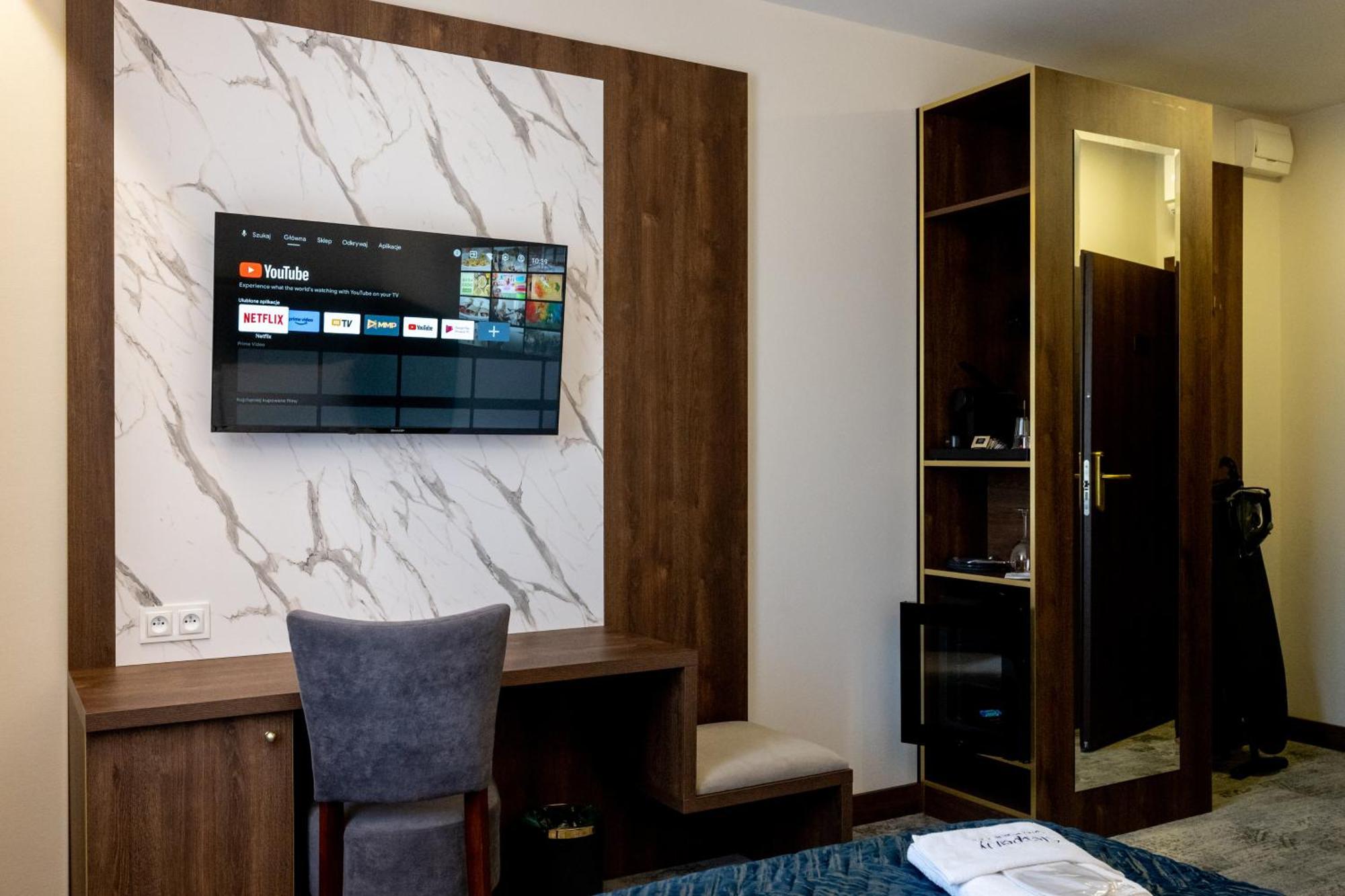 Bed and Breakfast Sleep&Fly Okecie Warsaw Airport Экстерьер фото