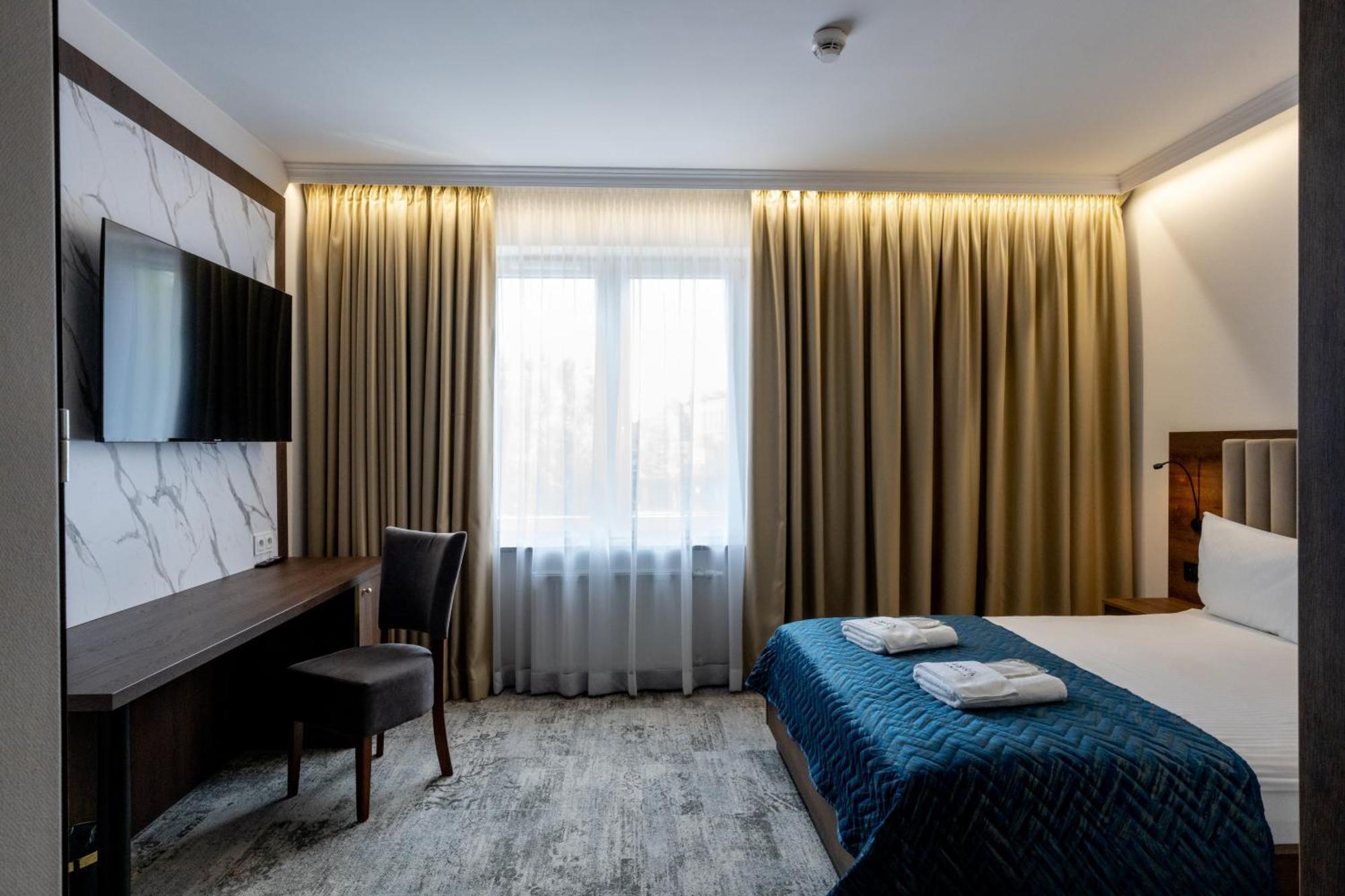 Bed and Breakfast Sleep&Fly Okecie Warsaw Airport Экстерьер фото
